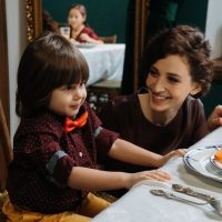 Maak een succes van je restaurantbezoek met kinderen